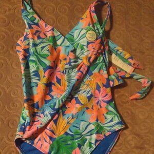 Wrap around new swim suit - Women's size S - UPF 50